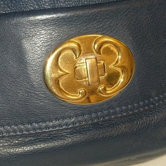 Genuine Leather Emma Fox Shoulder Bag - Picture 3 of 4